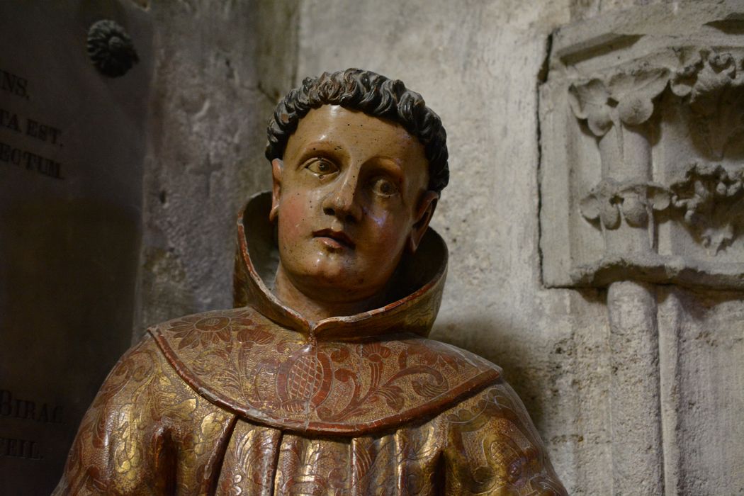 statue : Saint Antoine de Padoue, vue partielle