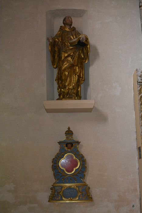 statue : Saint Benoît