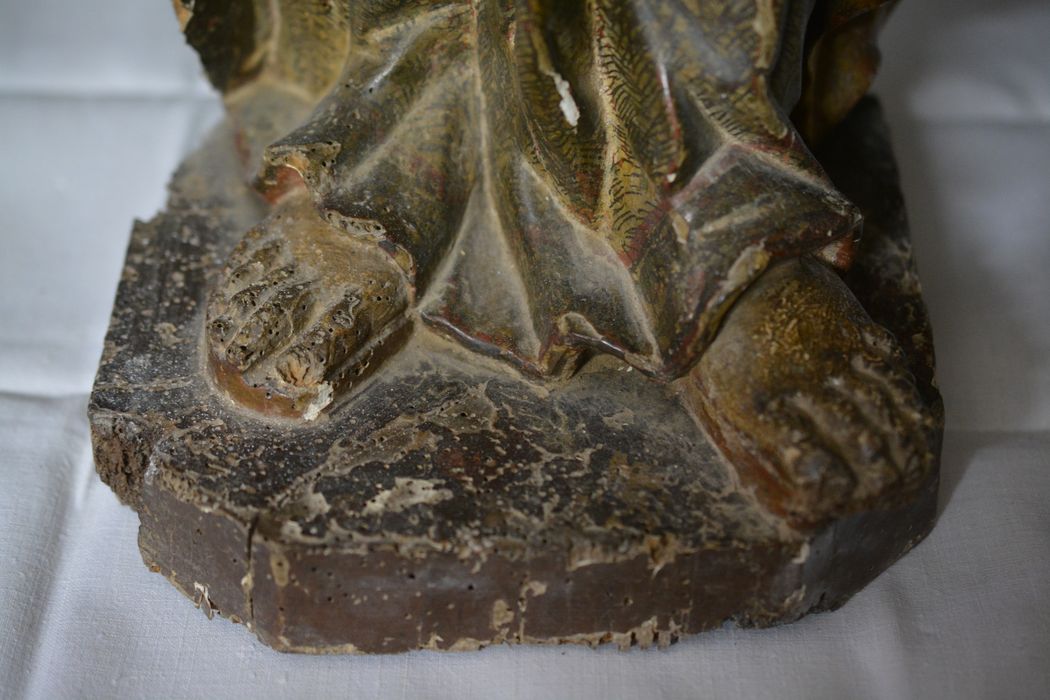 statue dite Notre-Dame-de-la-Providence : Vierge à l'Enfant, détail - © Ministère de la Culture (France), Conservation des antiquités et des objets d’art du Lot-et-Garonne – Tous droits réservés 