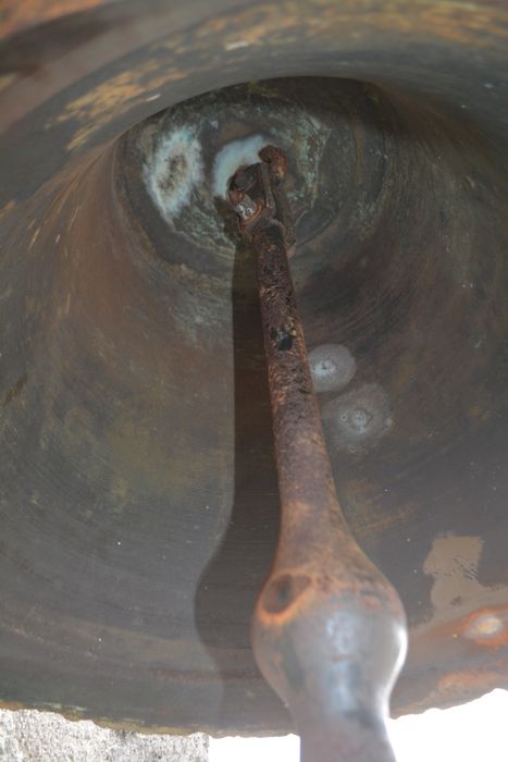 cloche, détail du battant