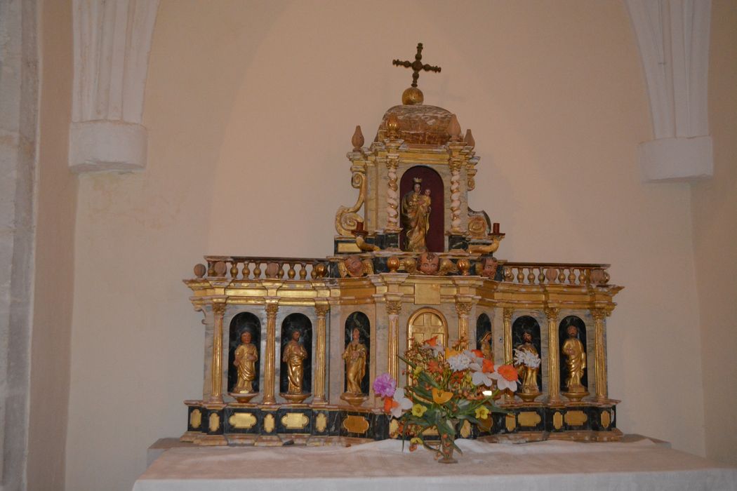 Tabernacle et sept statues (statuettes)