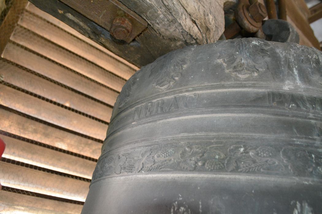 cloche, détail de l’inscription