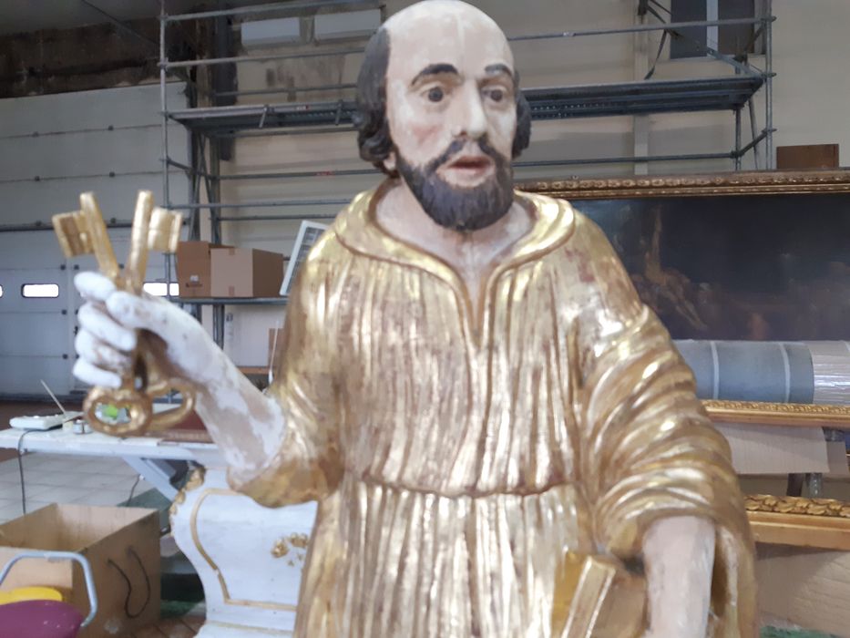 statue : Saint Pierre, vue partielle