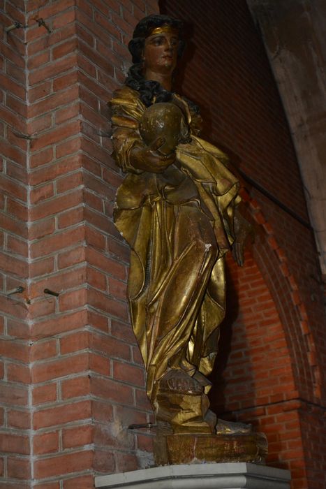 statue : sainte Marie-Madeleine