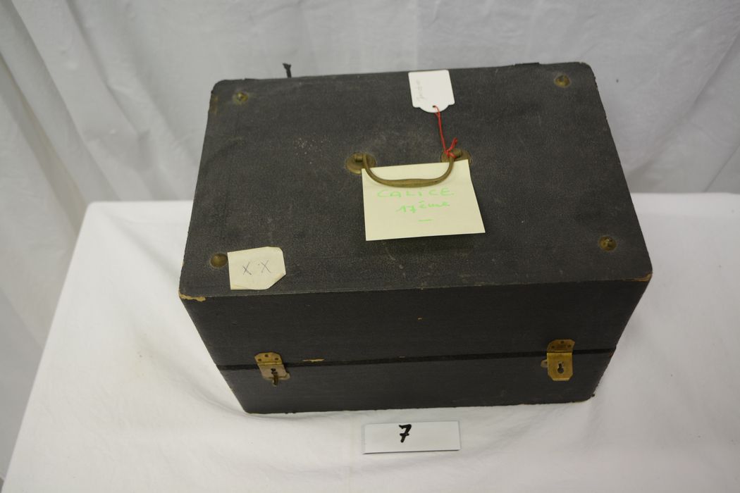 coffret de protection - © Ministère de la Culture (France), Conservation des antiquités et des objets d’art du Lot-et-Garonne – Tous droits réservés 