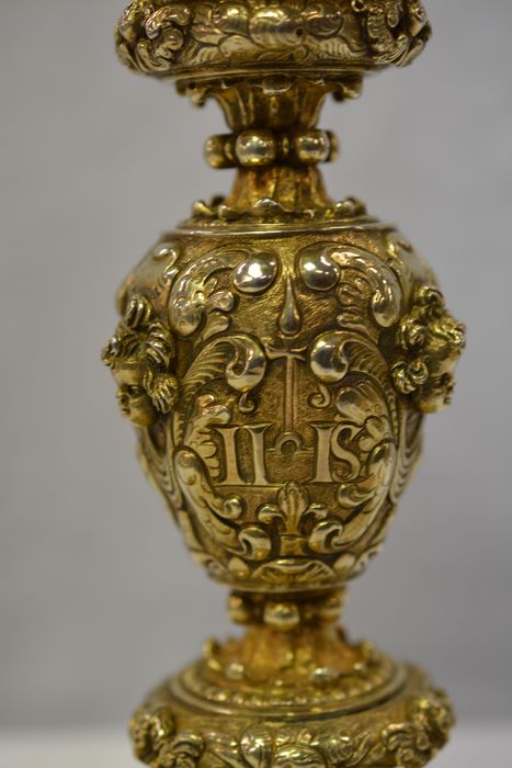 calice, détail