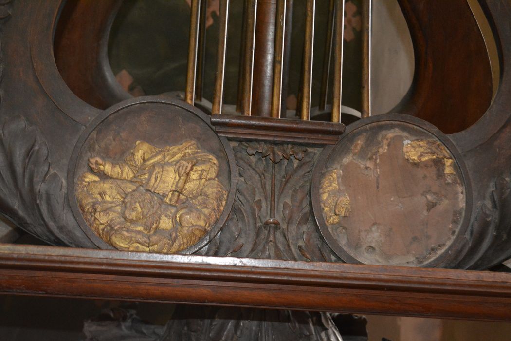 lutrin, détail - © Ministère de la Culture (France), Conservation des antiquités et des objets d’art du Lot-et-Garonne – Tous droits réservés 