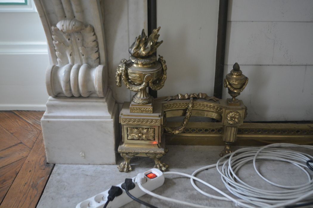 chenets style Louis XVI