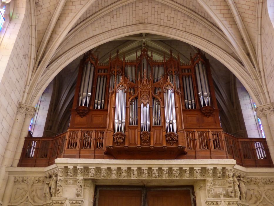 Orgue de tribune : partie instrumentale de l'orgue