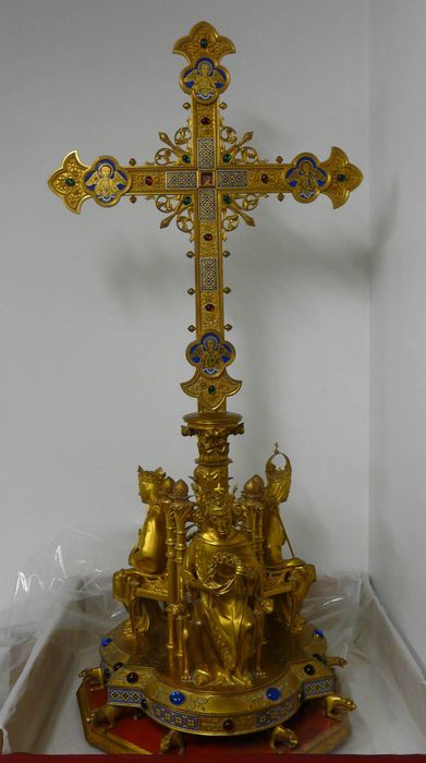 Croix-reliquaire de la Vraie Croix du trésor de la cathédrale