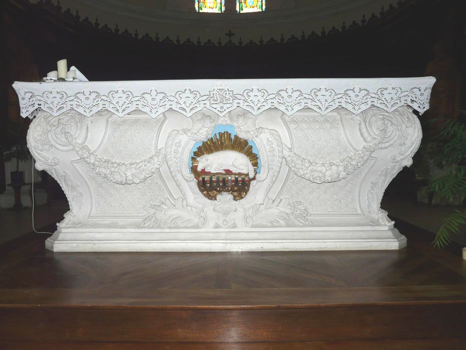 autel (maître-autel)