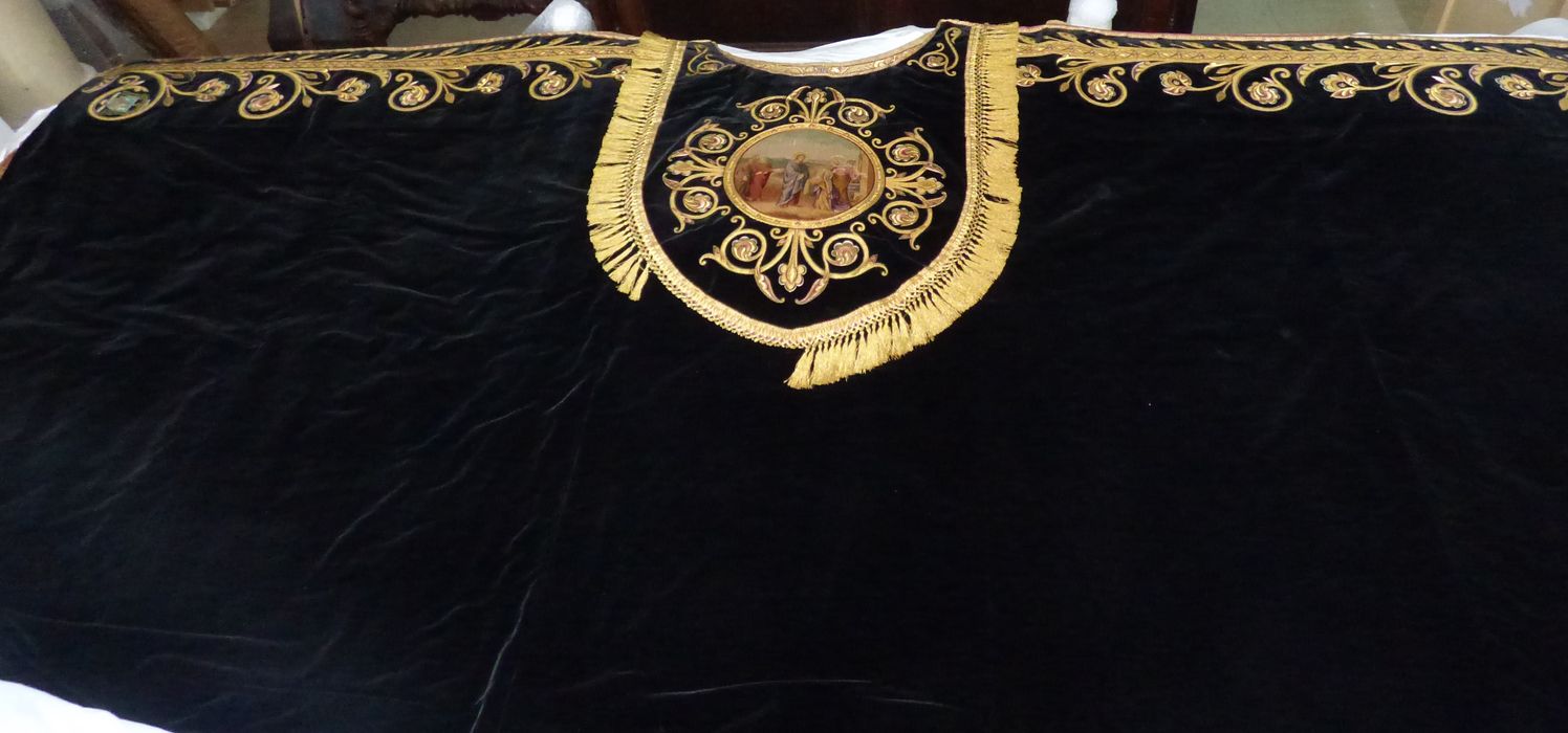 chape (ornement noir de Mgr Rumeau), détail