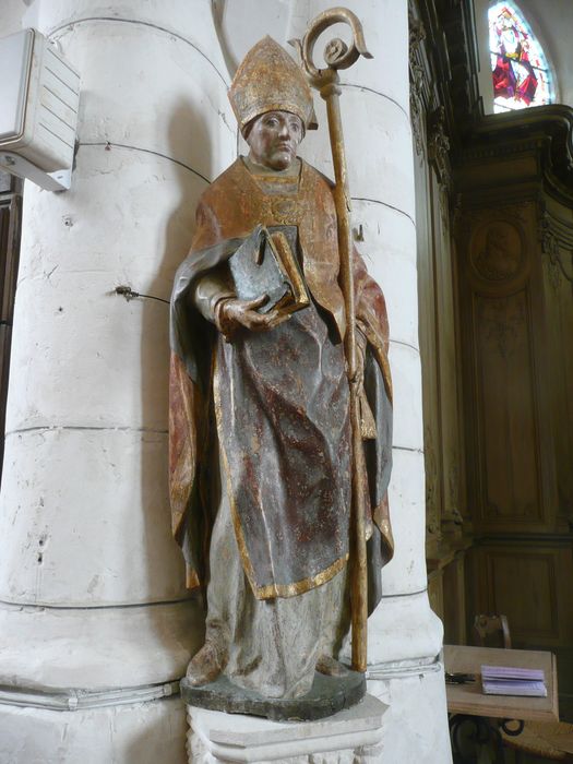 statue : Saint Sulpice au livre