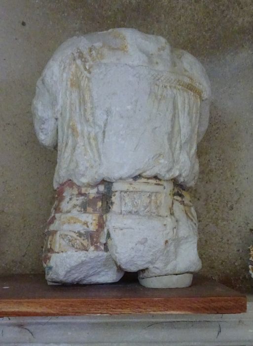 fragment de statue : Homme