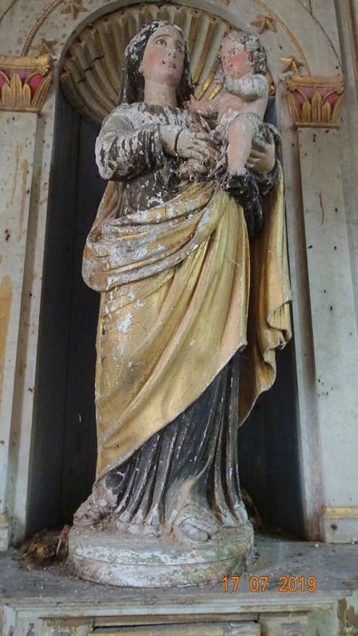 Statue : Vierge à l'Enfant