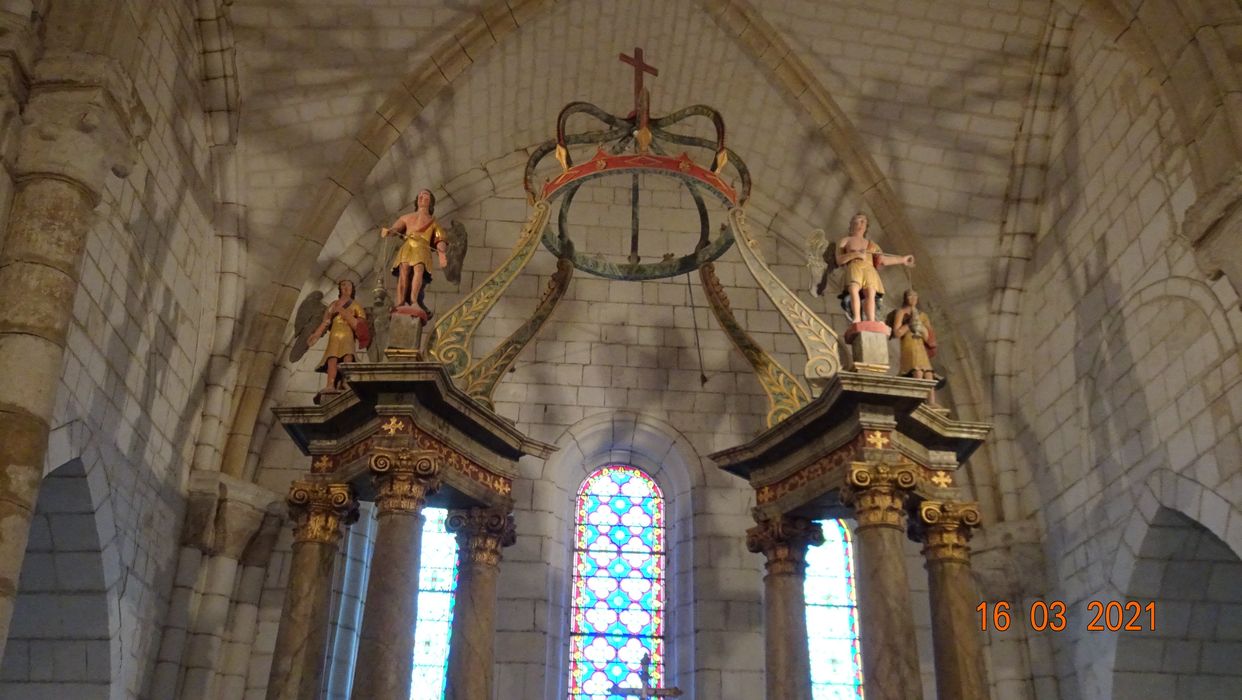 dais d'autel (maître-autel)