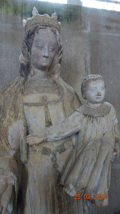 statue : Vierge à l'Enfant, vue partielle