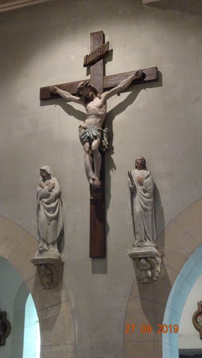 statues : Christ en croix, Vierge, saint Jean - © Ministère de la Culture (France), Conservation des antiquités et des objets d’art de la Marne - Tous droits réservés