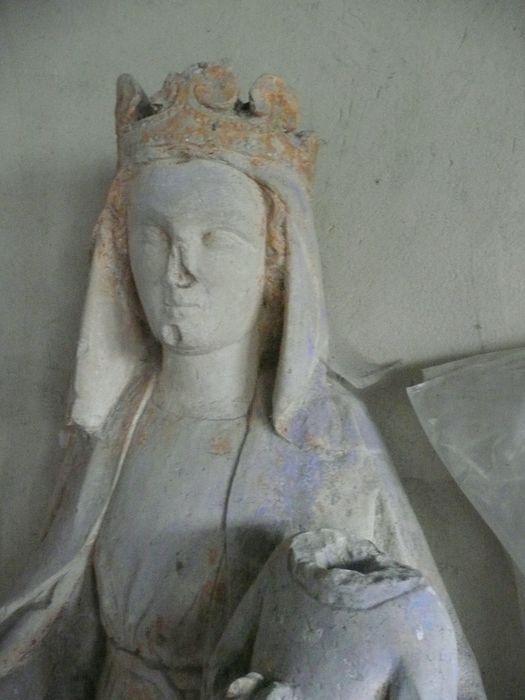 statue : Vierge à l'Enfant, vue partielle
