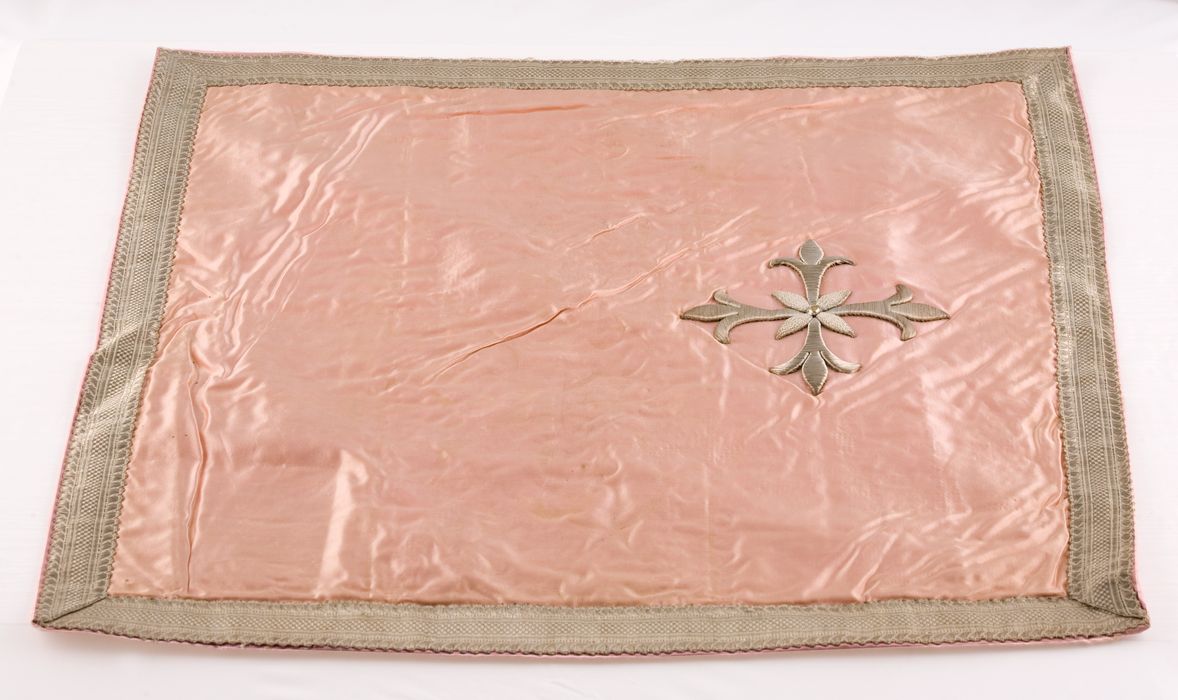 voile de calice (ornement rose)