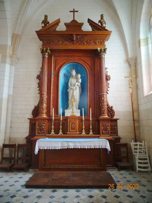 autel, retable de la Vierge, statue : Vierge à l'Enfant