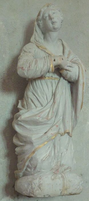 statue : Sainte femme