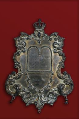 plaque pectorale d’ornement de la Torah - © Ministère de la Culture (France), Conservation des antiquités et des objets d’art de la Marne - Tous droits réservés