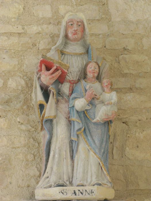 groupe sculpté : Sainte Anne apprenant à lire à la Vierge