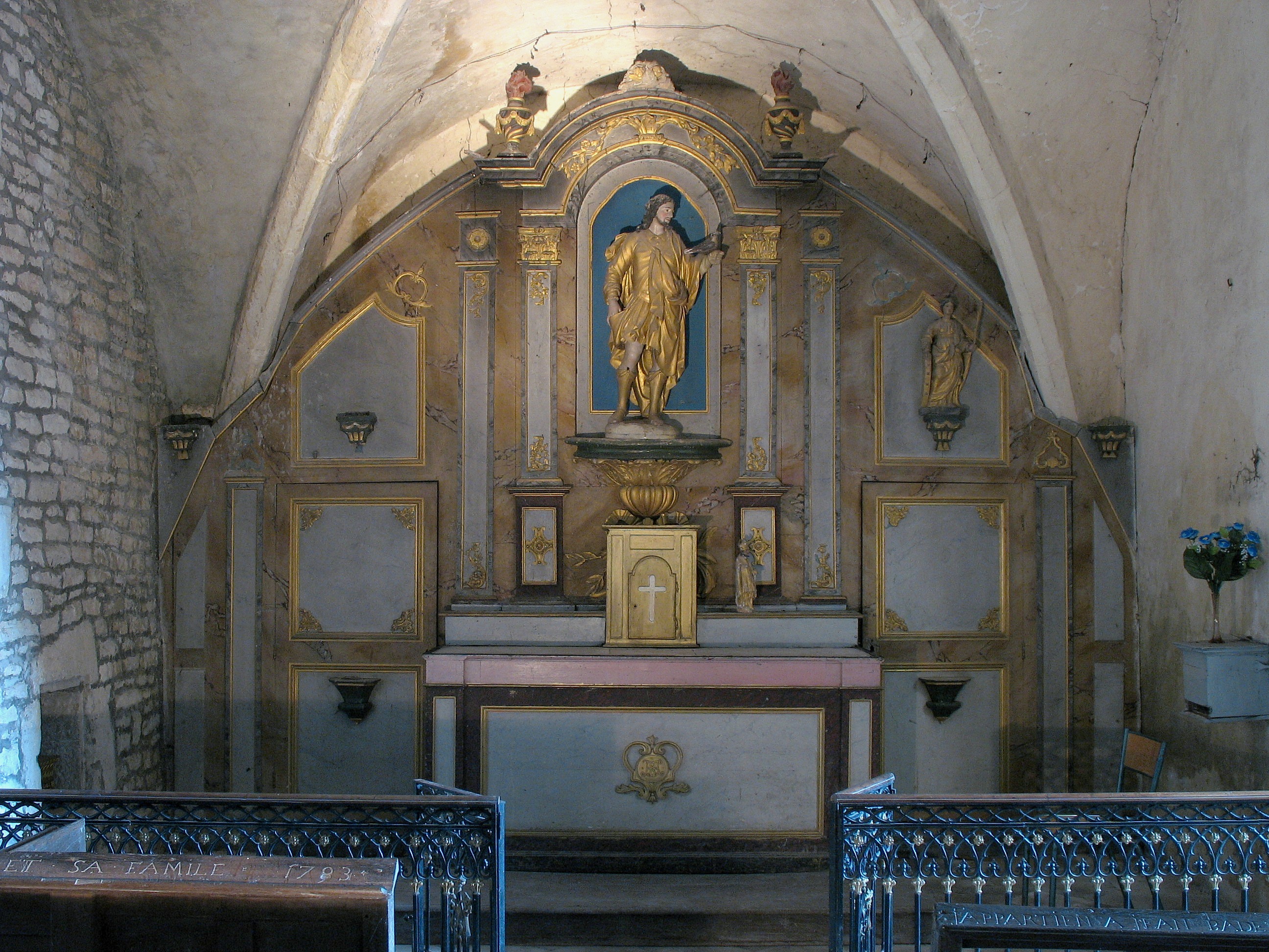 Retable secondaire et sa statue : Saint Thibault de Provins (à l'exclusion de l'autel et du tabernacle)