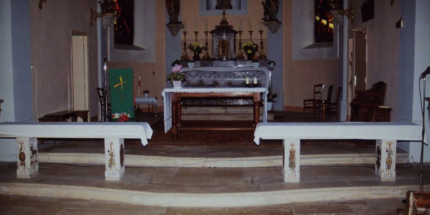 clôture de choeur (table de communion)