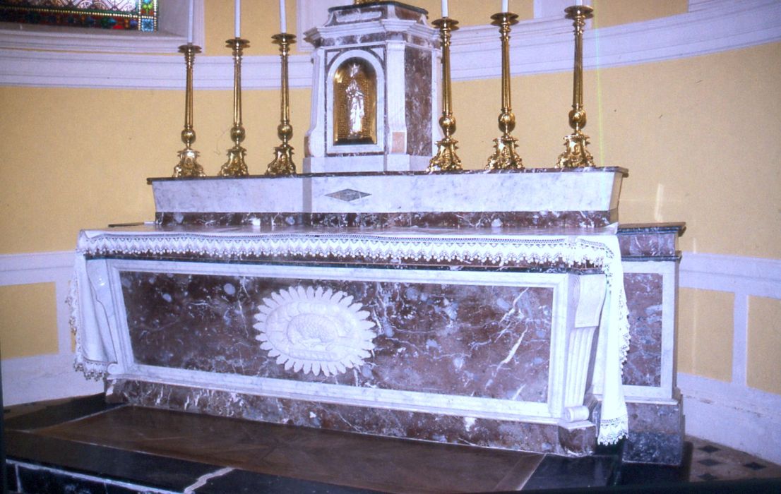 maître-autel, gradin et tabernacle