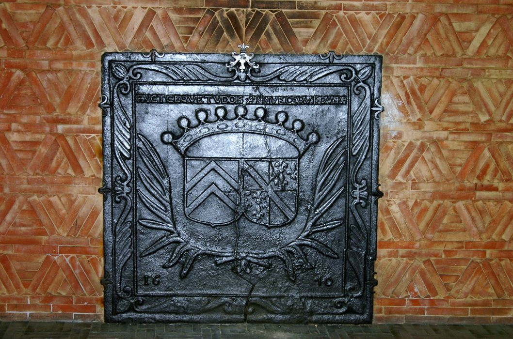 plaque de cheminée dite de mariage