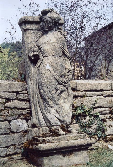 statue (cariatide) : la Prudence