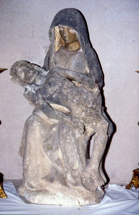 groupe sculpté : Vierge de Pitié