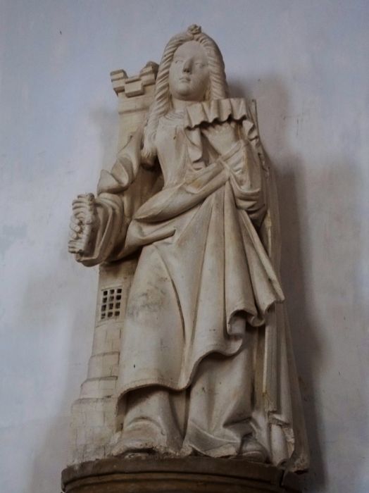 statue : Sainte Barbe