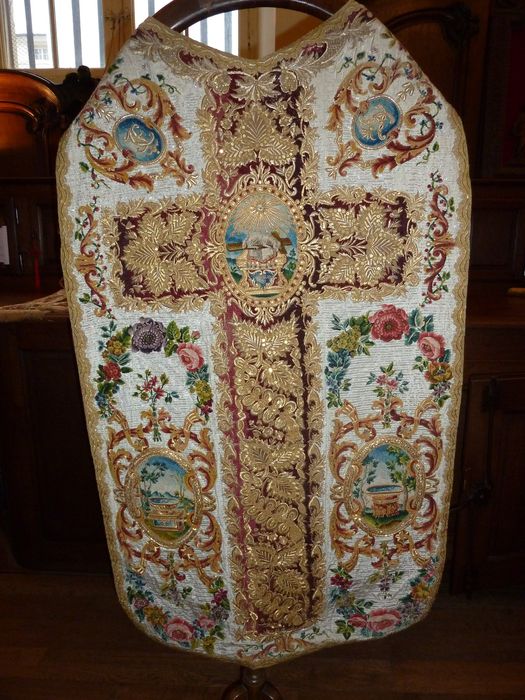 chasuble