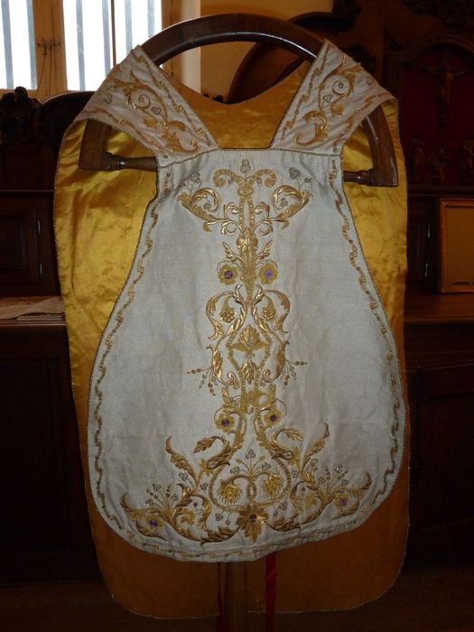 chasuble