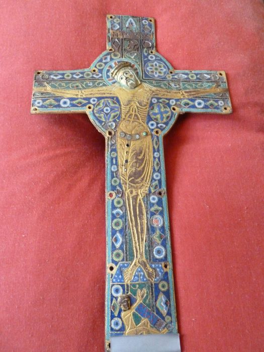 croix d'applique