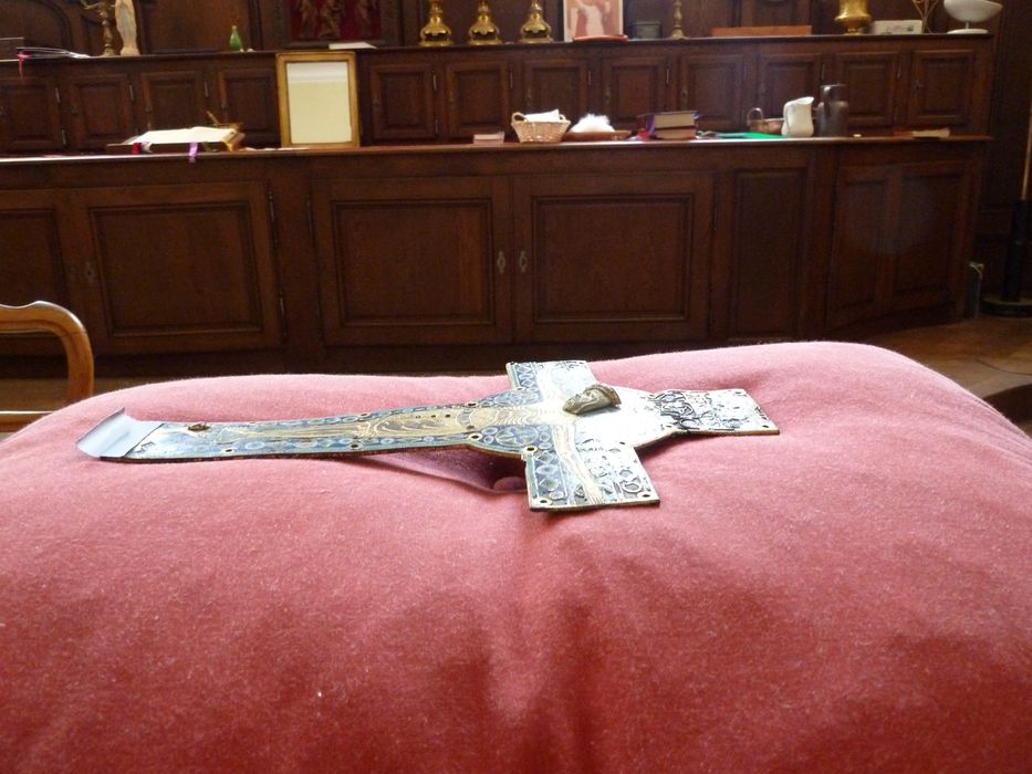 croix d'applique