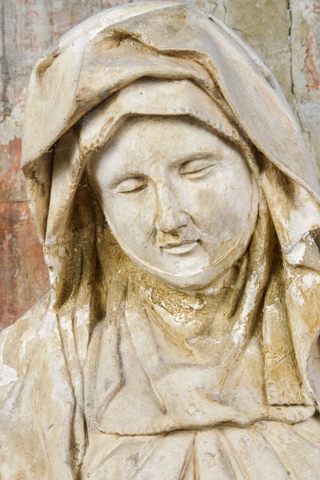 groupe sculpté : Education de la Vierge, détail - © Ministère de la Culture (France), Conservation des antiquités et des objets d’art de la Meuse – Tous droits réservés