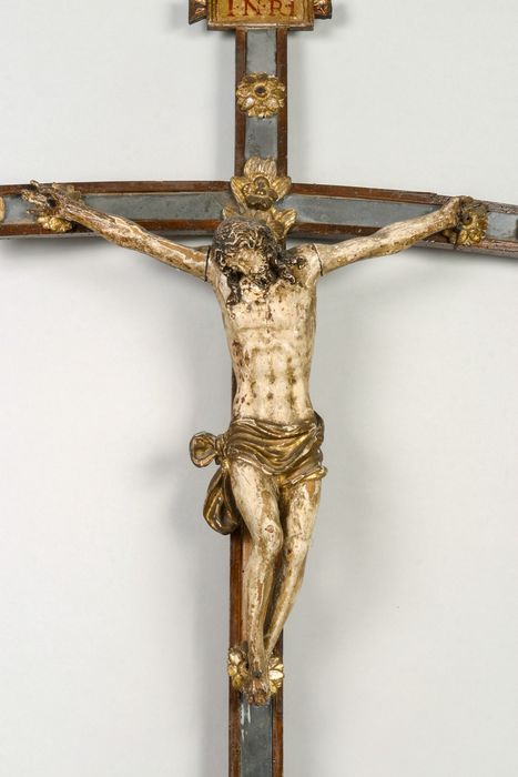 groupe sculpté (Calvaire) : Christ en croix - © Ministère de la Culture (France), Conservation des antiquités et des objets d’art de la Meuse, tous droits réservés