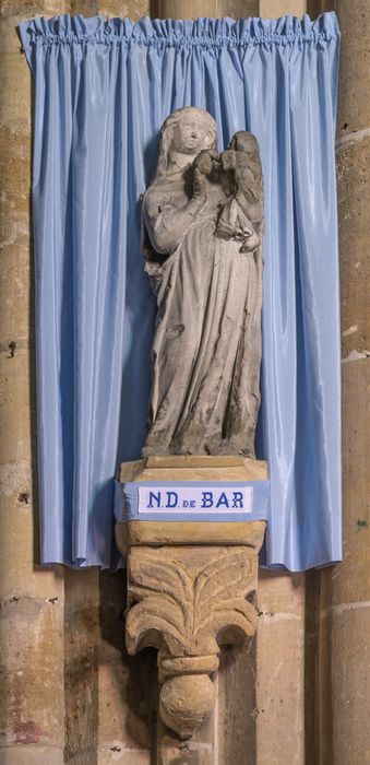 statue : Vierge à l'Enfant - © Ministère de la Culture (France), Conservation des antiquités et des objets d’art de la Meuse – Tous droits réservés