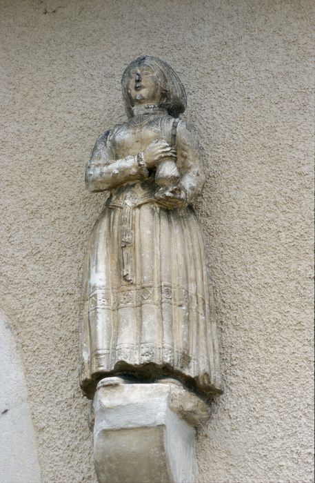 statue : Sainte Madeleine