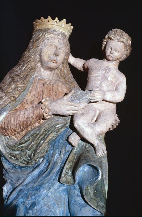 statue : Vierge à l'Enfant, vue partielle