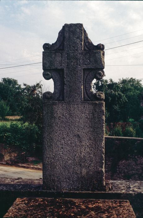 monument funéraire de Pierre Tourneau et de sa femme Anne Limozin