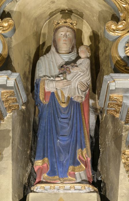 statue : Vierge à l'Enfant