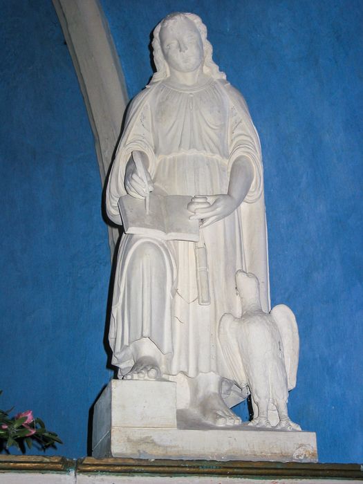 statue : Saint Jean