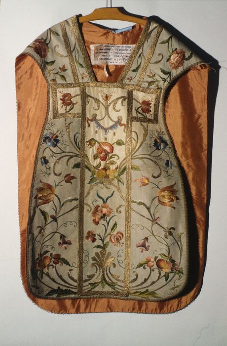 chasuble (ornement blanc)