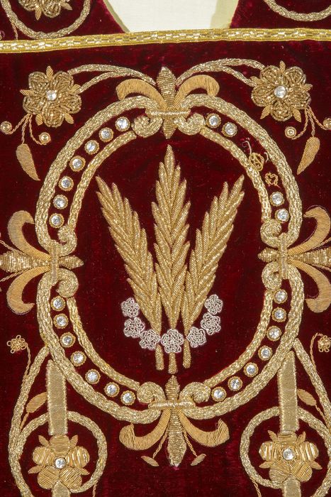 chasuble (ornement rouge), détail