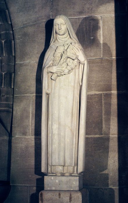 statue : Sainte Thérèse